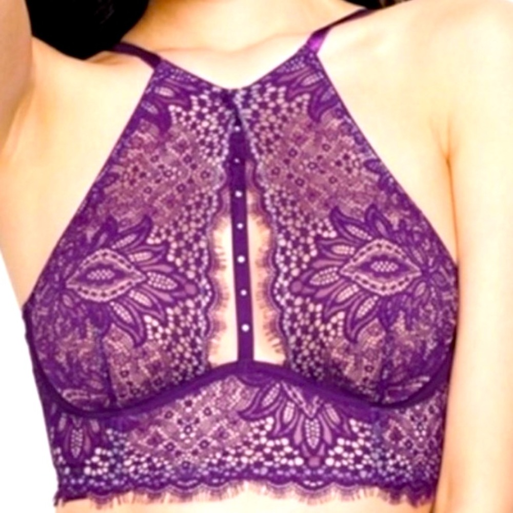 Victoria’s Secret NWOT  highneck plunge bra 32c